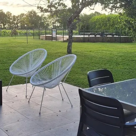 Vakantiehuis La Vigneraie De Laura: Entre Vignes Et Chenes