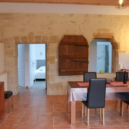 La Vigneraie De Laura: Entre Vignes Et Chenes بيت للعطل Sainte-Colombe (Gironde)