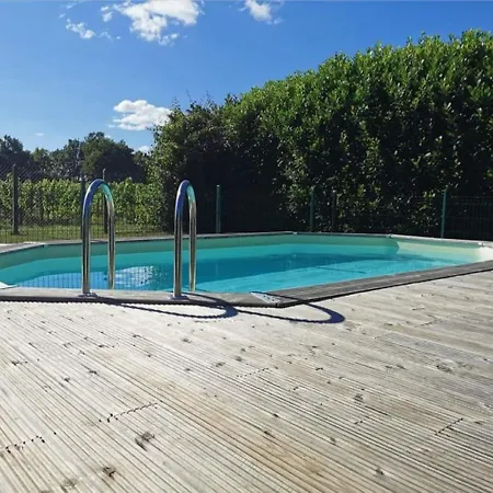 La Vigneraie De Laura: Entre Vignes Et Chenes * Sainte-Colombe (Gironde)