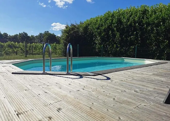 La Vigneraie De Laura: Entre Vignes Et Chenes * Sainte-Colombe (Gironde)